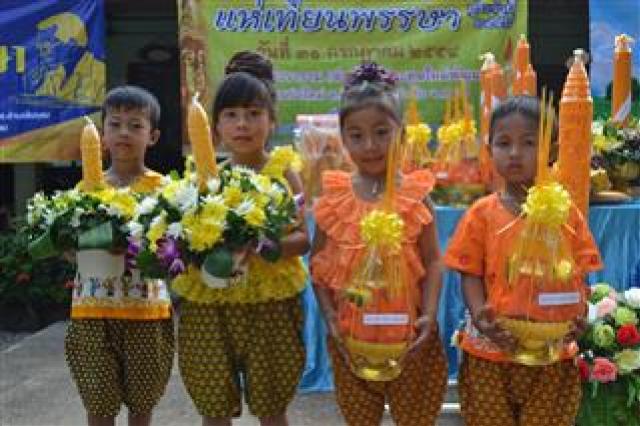 โครงการจัดงานประเพณีแห่เทียนพรรษา ประจำปี 2558