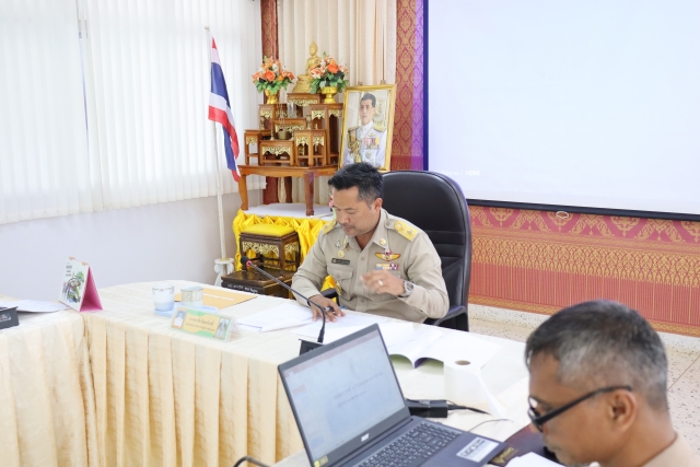 ประชุมคณะกรรมการสนับสนุนการจัดทำแผนพัฒนาองค์การบริหารส่วนตำบลดินอุดม