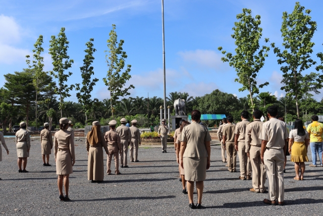 จัดกิจกรรมเคารพธงชาติและร้องเพลงชาติไทย เสริมสร้างคุณธรรม จริยธรรม และธรรมาภิบาล