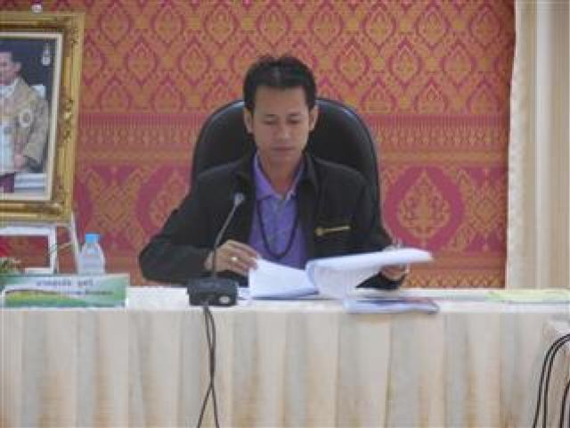 ประชุมสภา อบต.ดินอุดม สมัยสามัญ 4/57